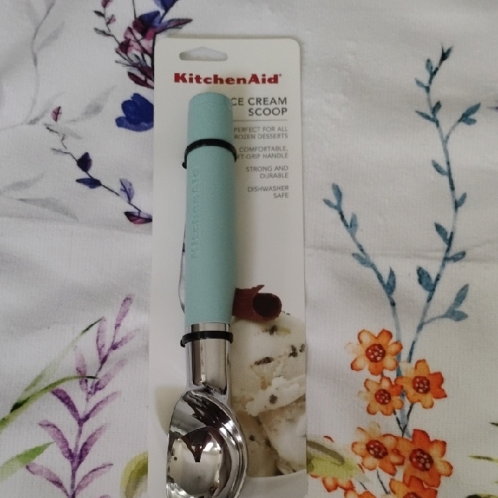 KitchenAid Ice Cream Scoop with Silver and Mint Handle